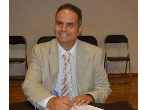 Νίκος Καραΐσκος