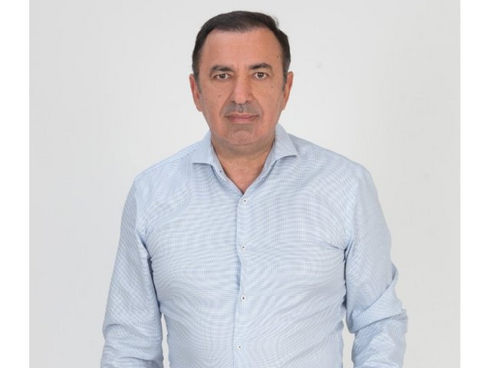 Γιώργος Ντίνος